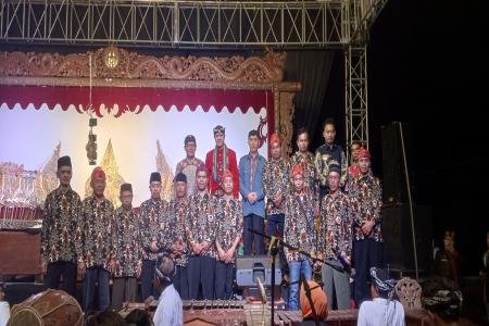 MALAM PUNCAK GEBYAR KEMERDEKAAN DE