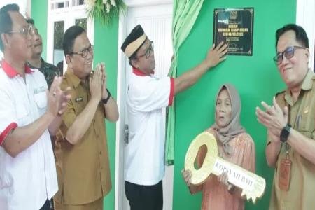 PLT KADIS KOPERASI & UKM DAMPINGI 