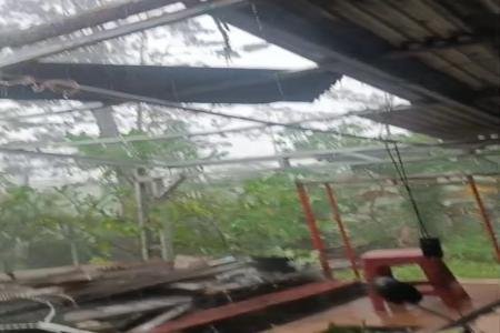 Rumah Warga Kp Jaura Muara Ciujung Tim