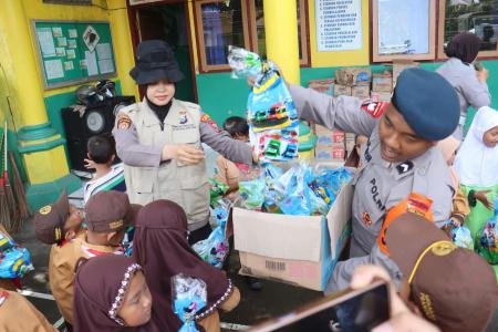 Polisi Gelar Trauma Healing dan Berbag