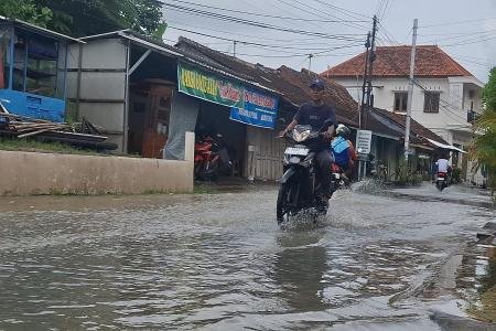 Musim Hujan Baru Dimulai Banjir Kembal