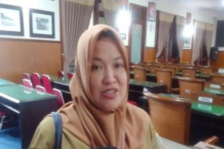 PEMKAB TANCAPGAS KEMISKINAN 765 WARGA MISKIN DI TULUNG AGUNG DI SUNTIK