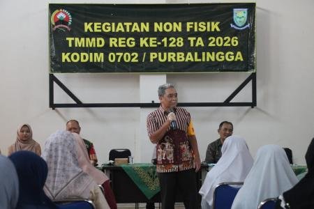 Penyuluhan TMMD di Kertanegara Sentuh Isu Sosial Hingga Literasi Anak