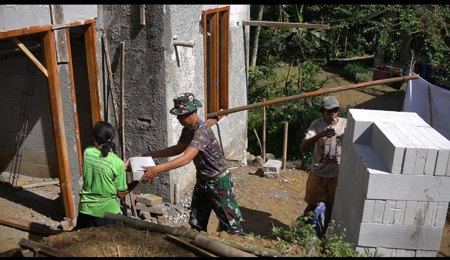 RTLH TMMD Hadirkan Senyum di Desa Krangean