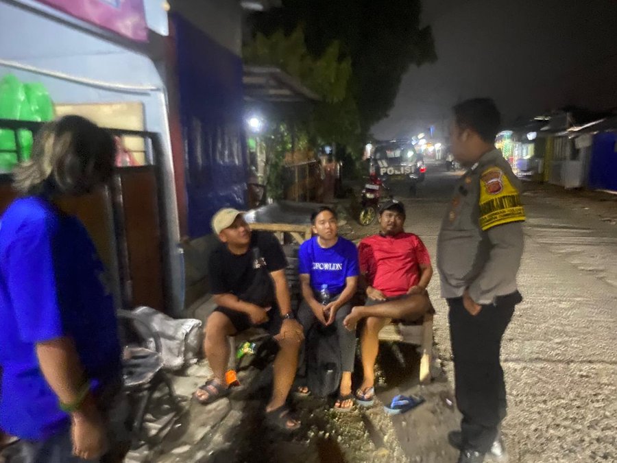Tembus Sunyinya Malam, Patroli Dini Hari Polsek Sumberjaya Persempit Ruang Gerak Pelaku Kejahatan
