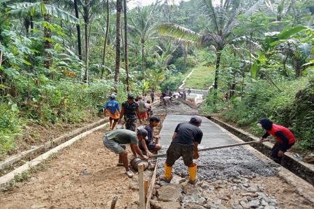 Jalan Menuju Jembatan Garuda Mulai Terbuka Harapan Dua Desa Kian Dekat