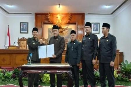 DPRD Tulungagung Serahkan Rekomendasi LKPJ 2025 Jadi Pijakan Strategis