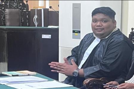 KUASA HUKUM BANTAH TUDUHAN KASUS D