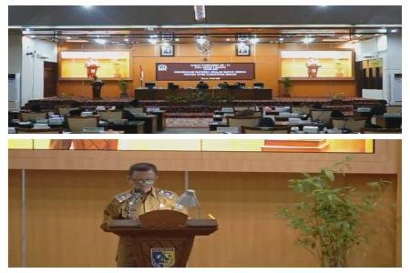 RAPAT PARIPURNA DPRD DEMAK KE-11 D