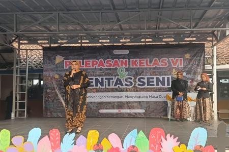 Perpisahan dan Pembagian Rapor
