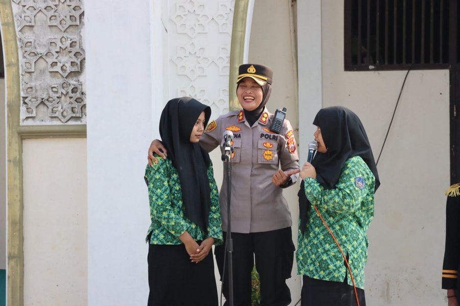Lindungi Masa Depan Generasi Z, Kapolres Kendal Rangkul Pelajar MAN Tolak Aksi 