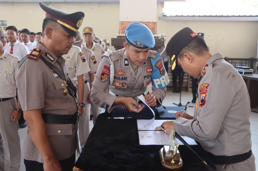 Rotasi Enam Pejabat Polres Demak, Kapolres Ingatkan Pentingnya Keteladanan