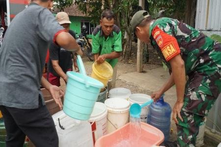 KODIM PURBALINGGA DISTRIBUSIKAN AI
