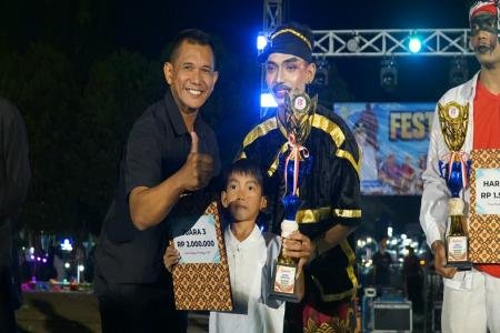 Festival Kenthongan Meriahkan 