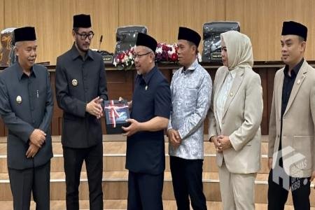 DPRD KBB RESMIKAN PANSUS XI DAN XI