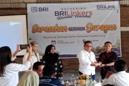 BRI Kendal dan Agen BRILink Saling Ber